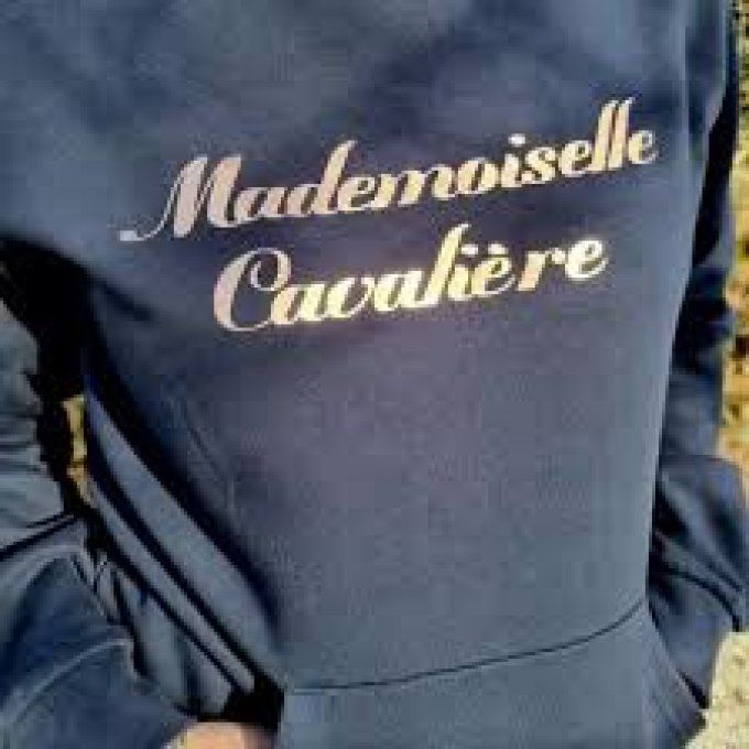 Sweat à capuche Mademoiselle Cavalière